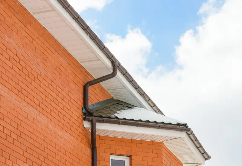 Read more about the article Half-Round Gutters vs K-style Gutters